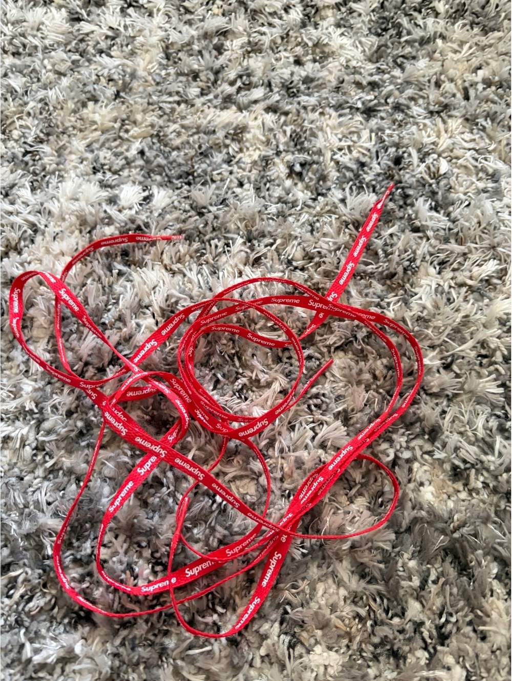 New Supreme shoe strings